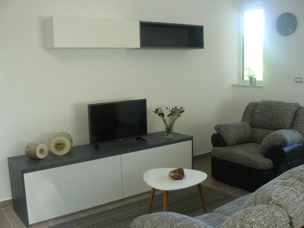 My Nest Accommodation Privlaka  Ngoại thất bức ảnh