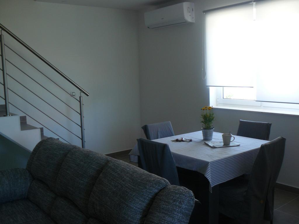 My Nest Accommodation Privlaka  Ngoại thất bức ảnh