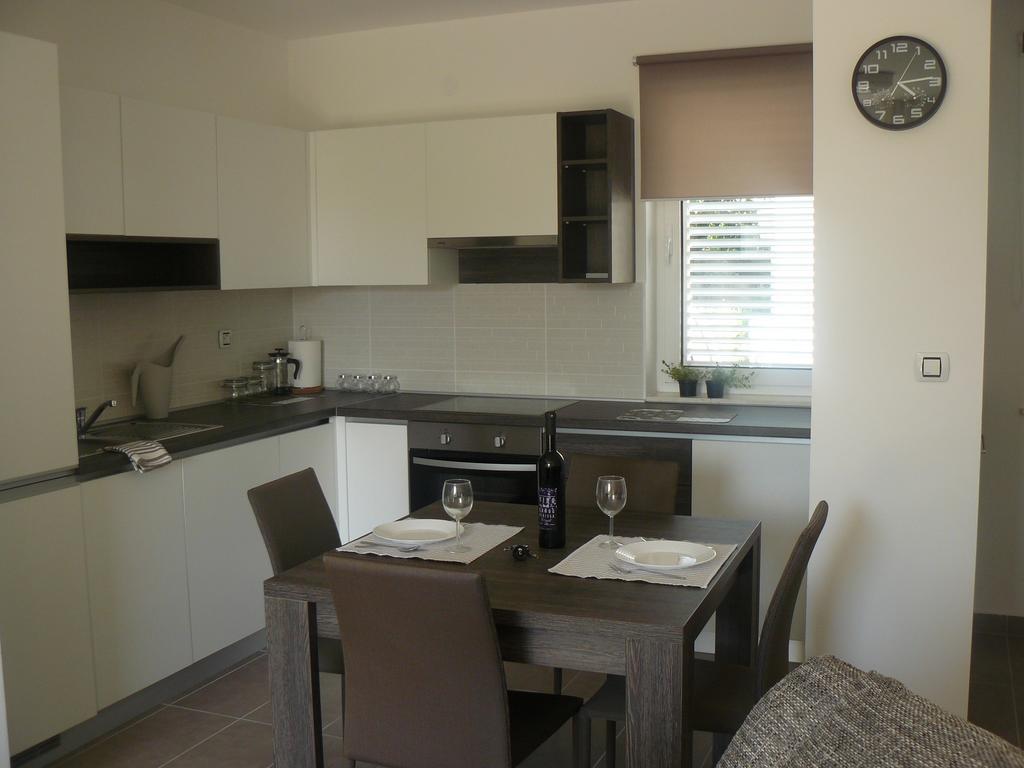 My Nest Accommodation Privlaka  Ngoại thất bức ảnh