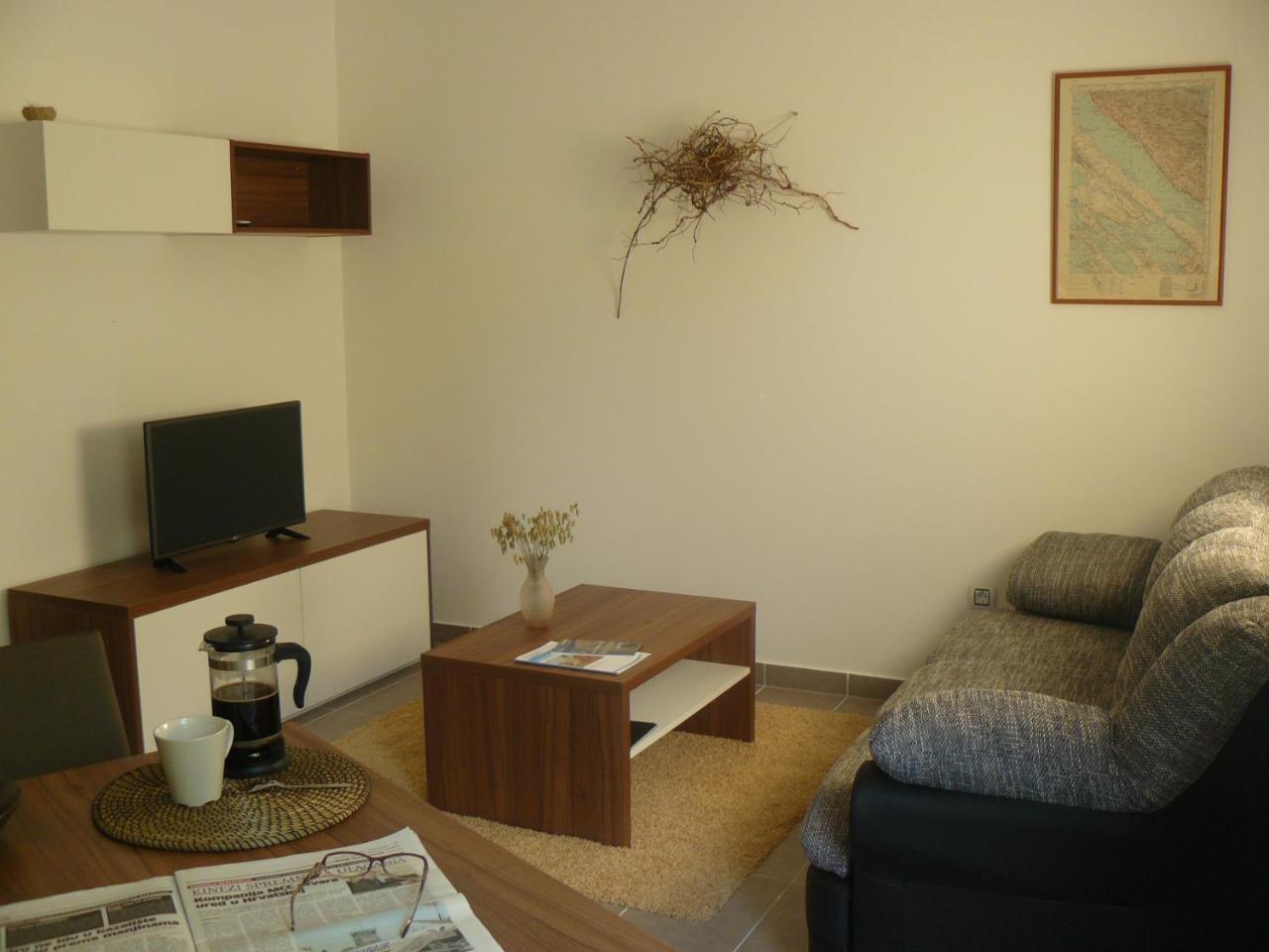 My Nest Accommodation Privlaka  Ngoại thất bức ảnh